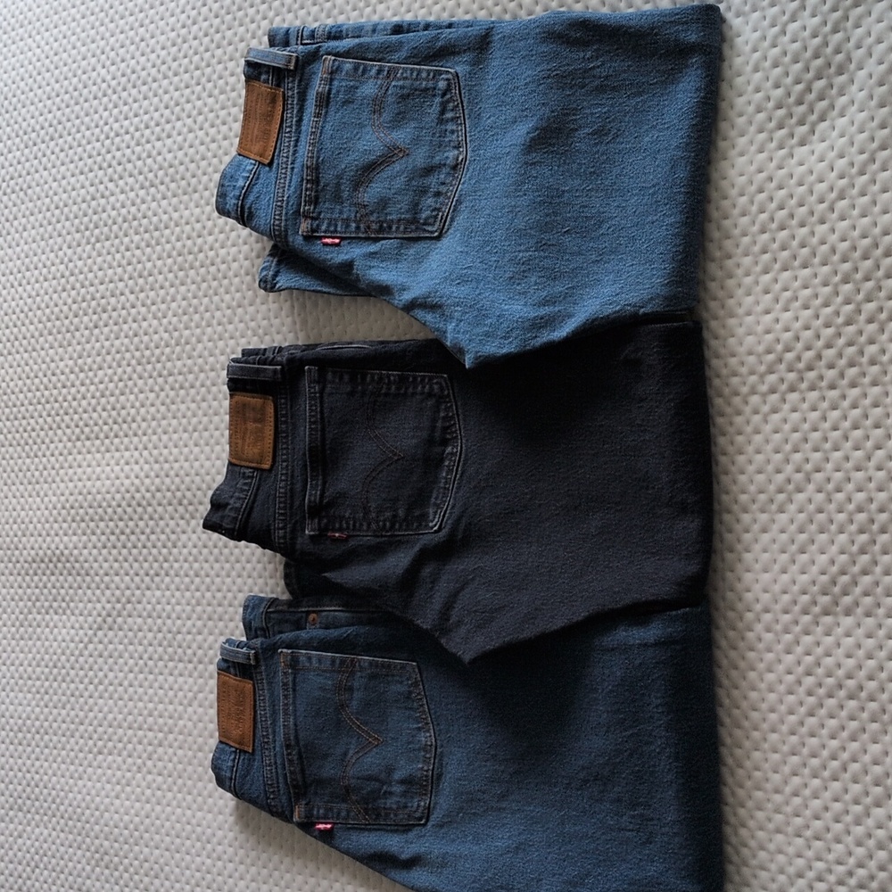 Levi's Bundle - 3 pairs!